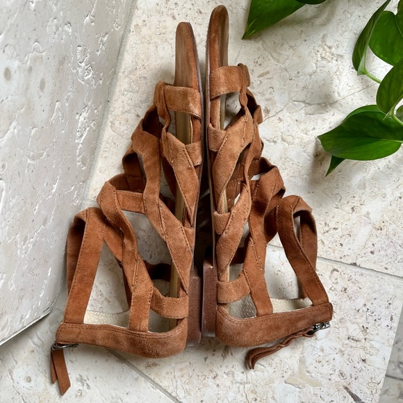 Splendid Barrett Suede Gladiator Sandals, Caramel, 7.5 - Picture 4 of 7